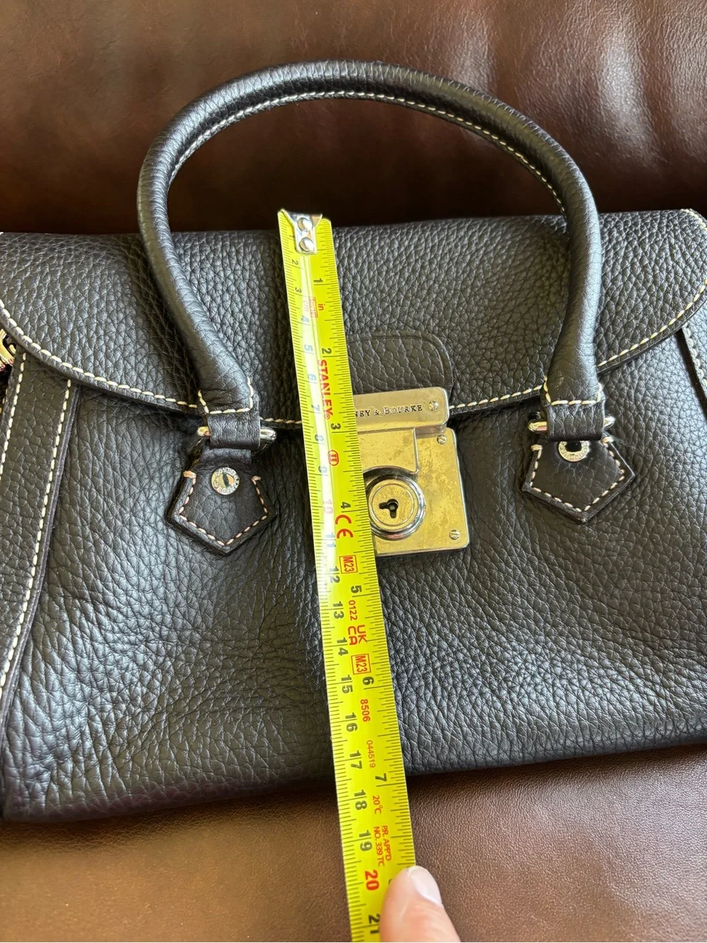Dooney&Bourke Pebbled Leather Top Flap Closure Black Satchel Medium Bag J650614